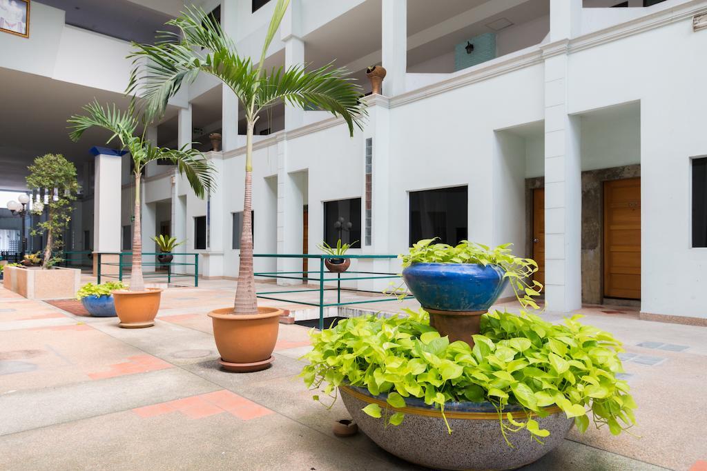 Anda Bangkok Hotel Экстерьер фото