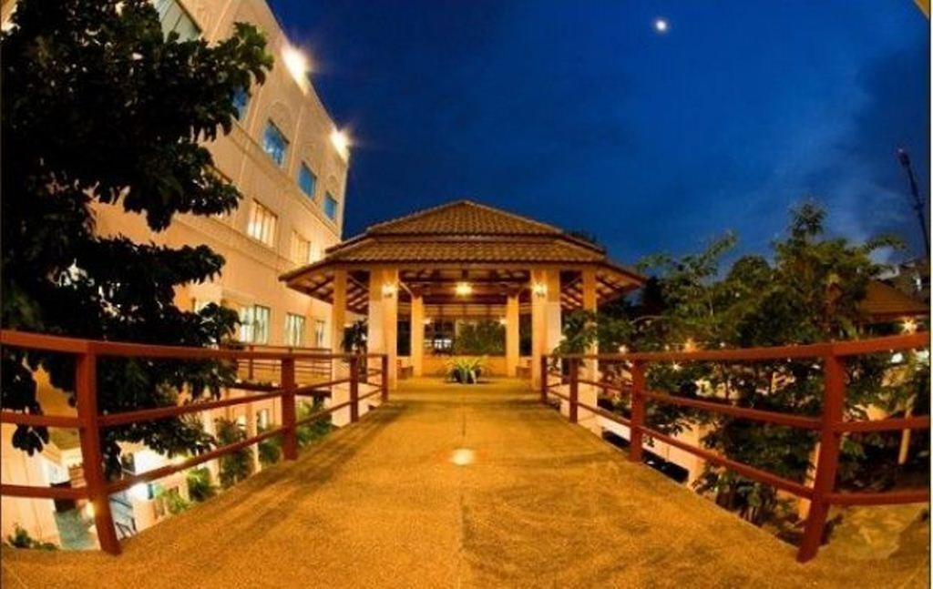 Anda Bangkok Hotel Экстерьер фото